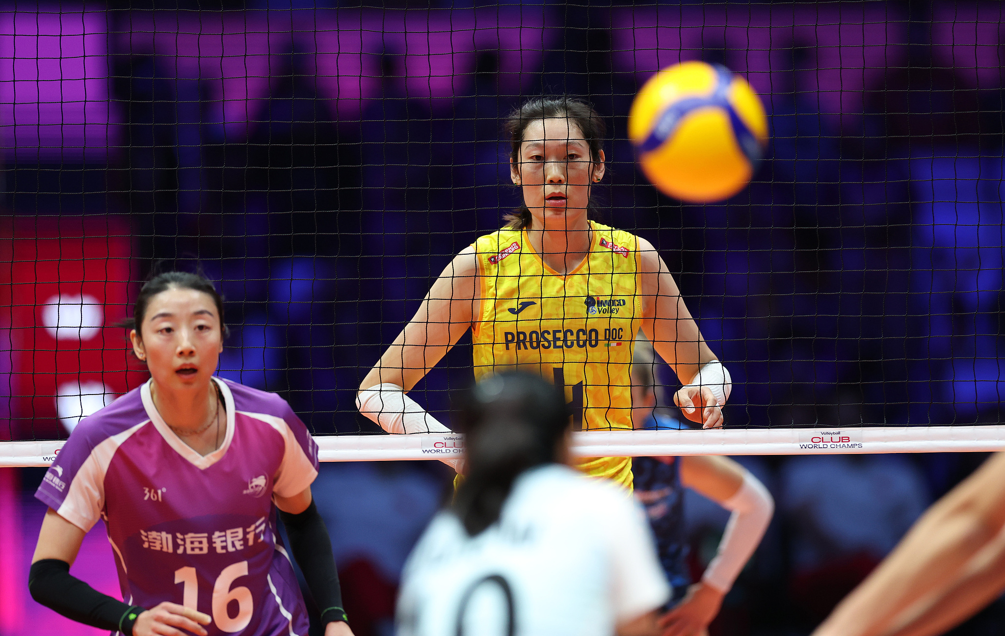 包含亚洲女排势不可挡，斩获冠军称霸亚洲的词条