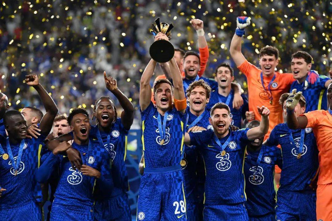 关于帕德博恩战胜斯图加特,迎来反弹的信息 关于帕德博恩战胜斯图加特,迎来反弹的信息