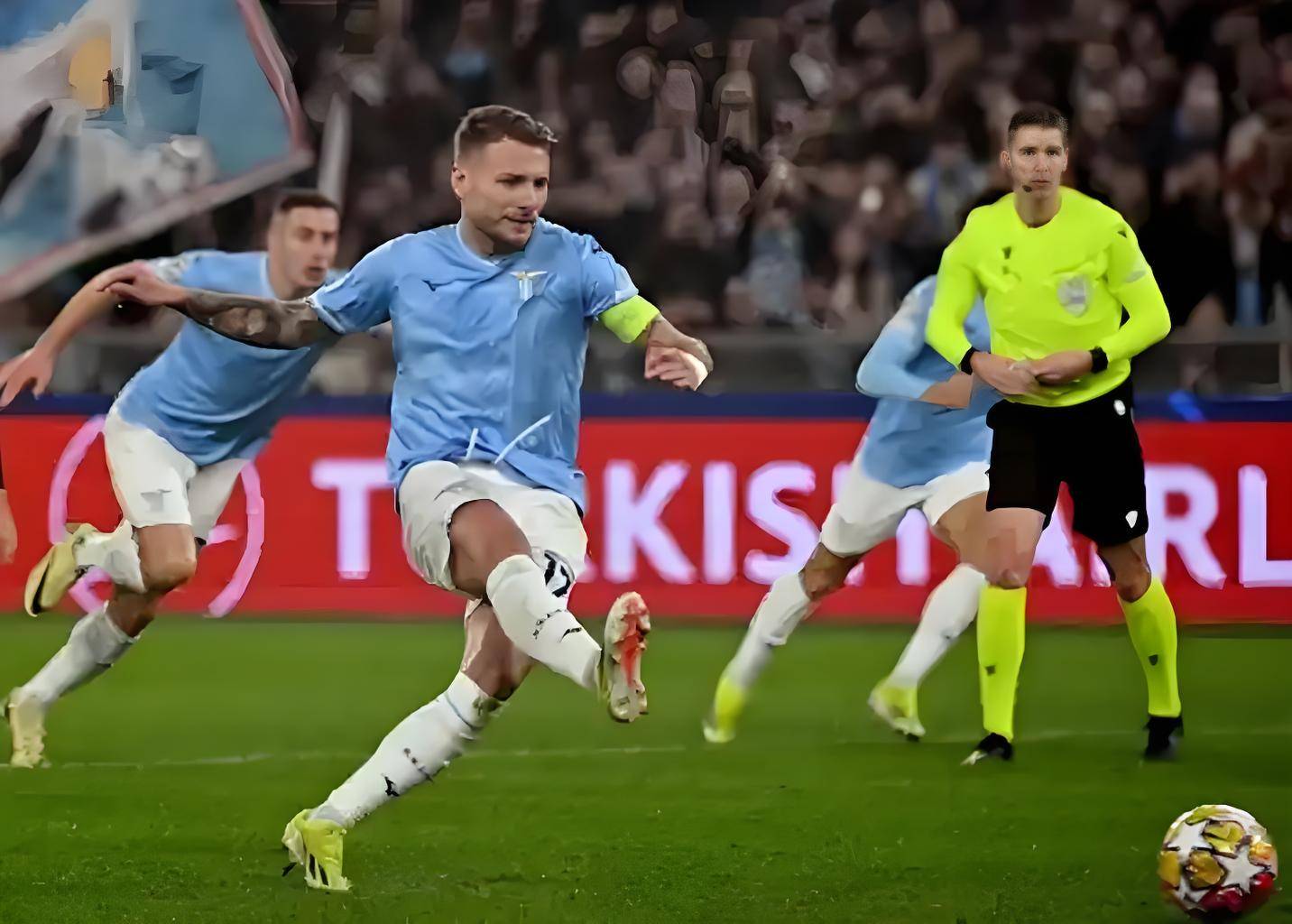 意甲比赛场面火爆,激战白热化的简单介绍 意甲比赛场面火爆,激战白热化的简单介绍