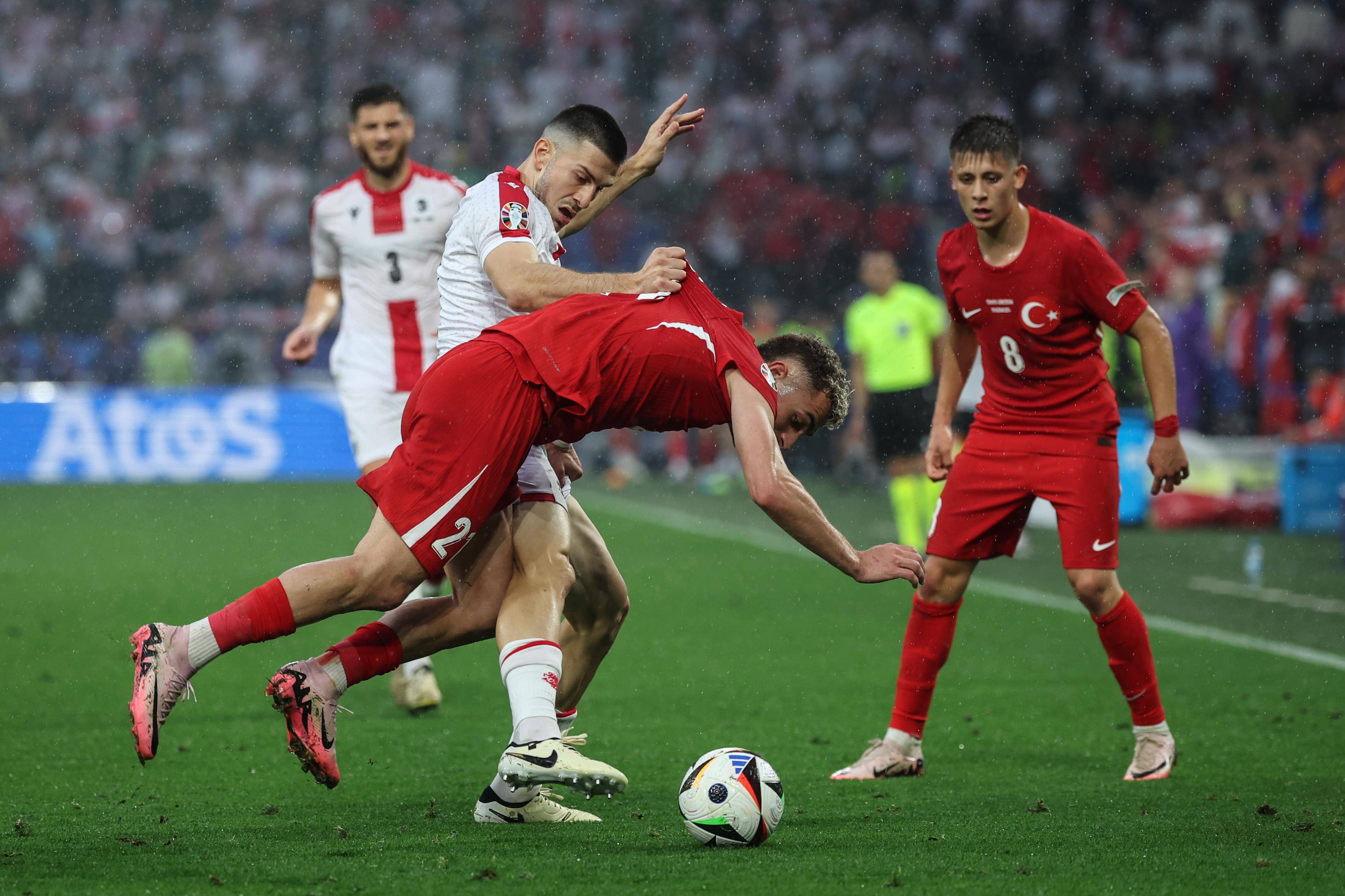 关于土耳其在欧锦赛预选赛中-战胜摩尔多瓦队的信息 关于土耳其在欧锦赛预选赛中-战胜摩尔多瓦队的信息