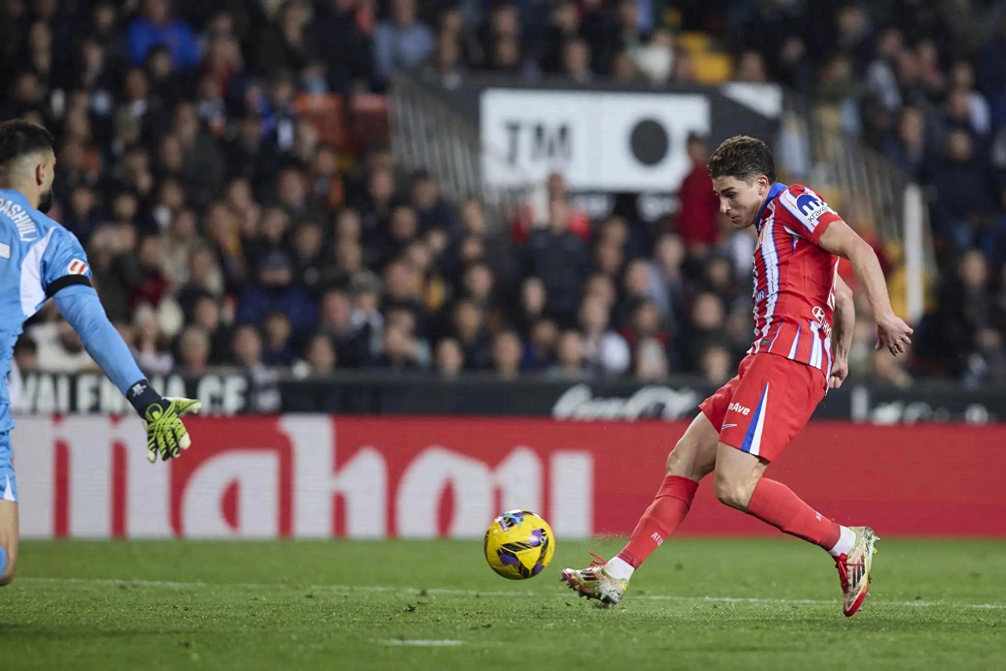 关于瓦伦西亚主场胜利,成功保级的信息 关于瓦伦西亚主场胜利,成功保级的信息