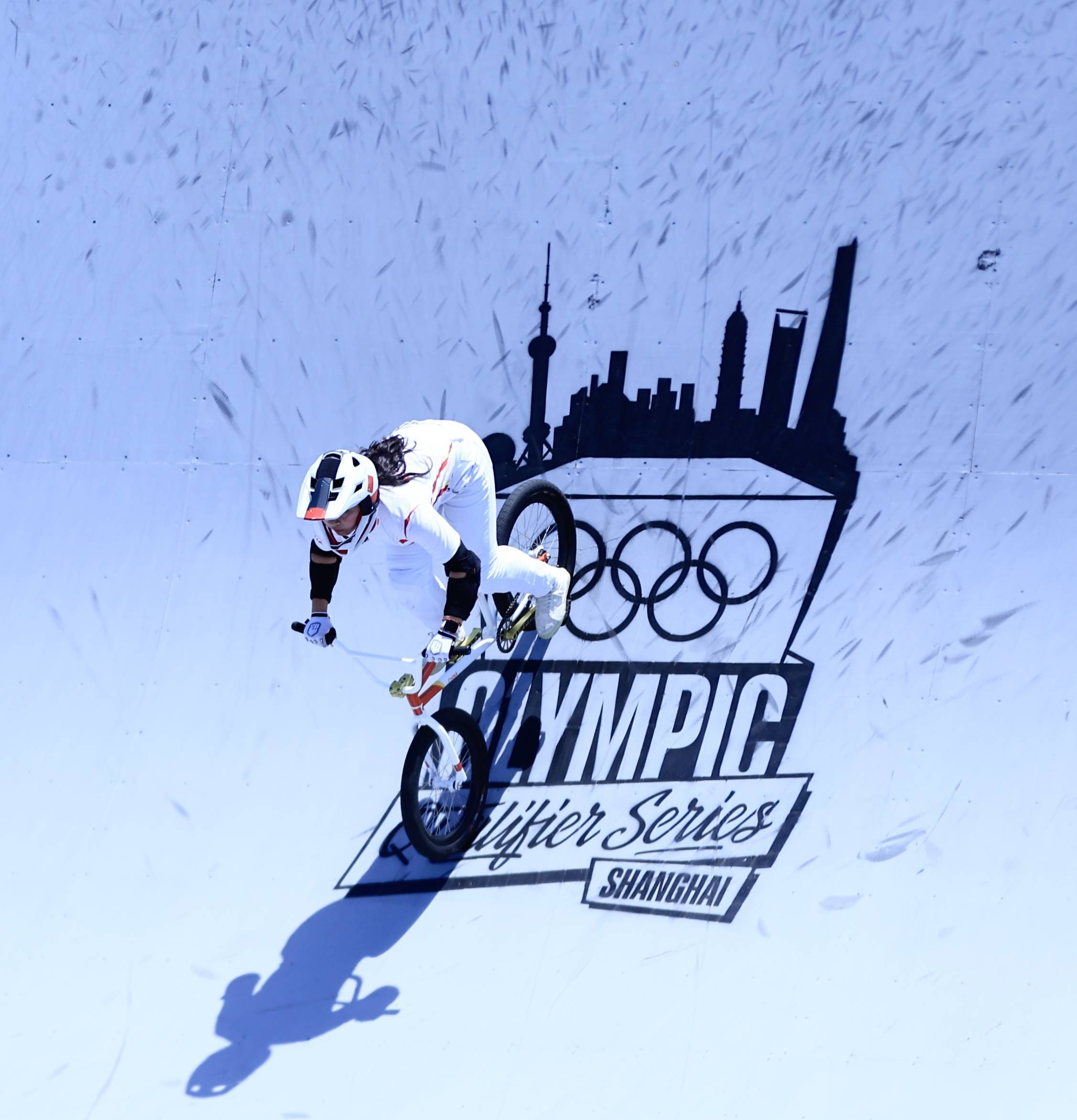 体育巅峰盛会：运动员的豪情万丈的简单介绍