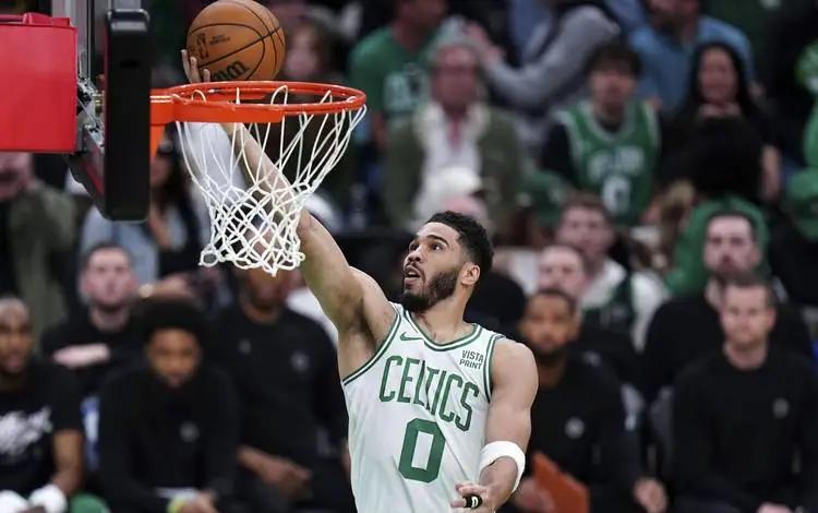 凯尔特人再胜魔术,连胜持续 凯尔特人再胜魔术,连胜持续