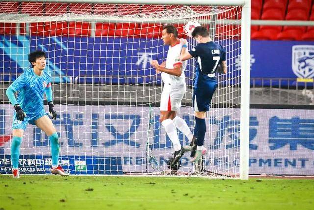 意外失球，让球队奋力追赶比分的简单介绍