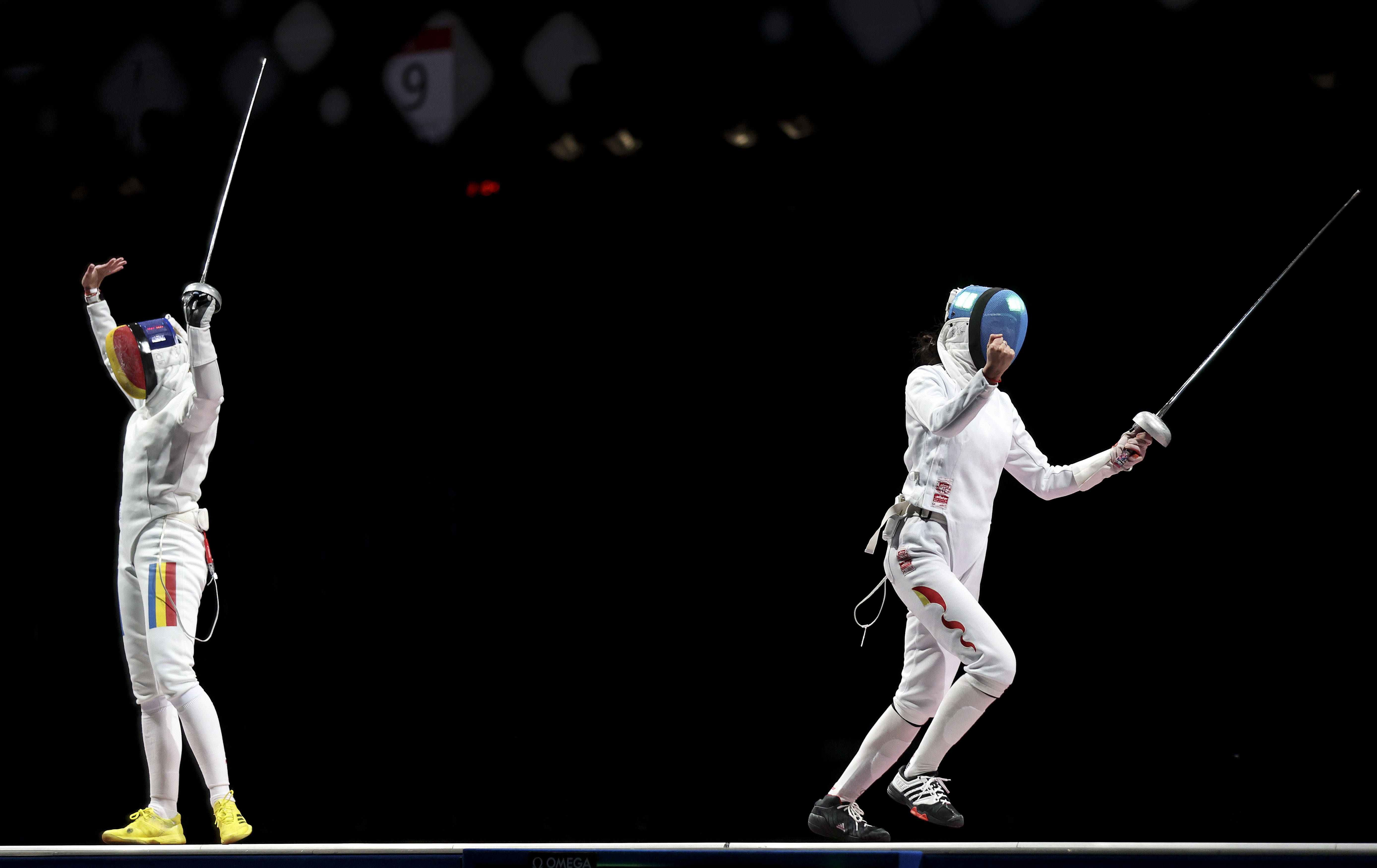 罗马尼亚选手在击剑比赛中完美诠释 罗马尼亚选手在击剑比赛中完美诠释
