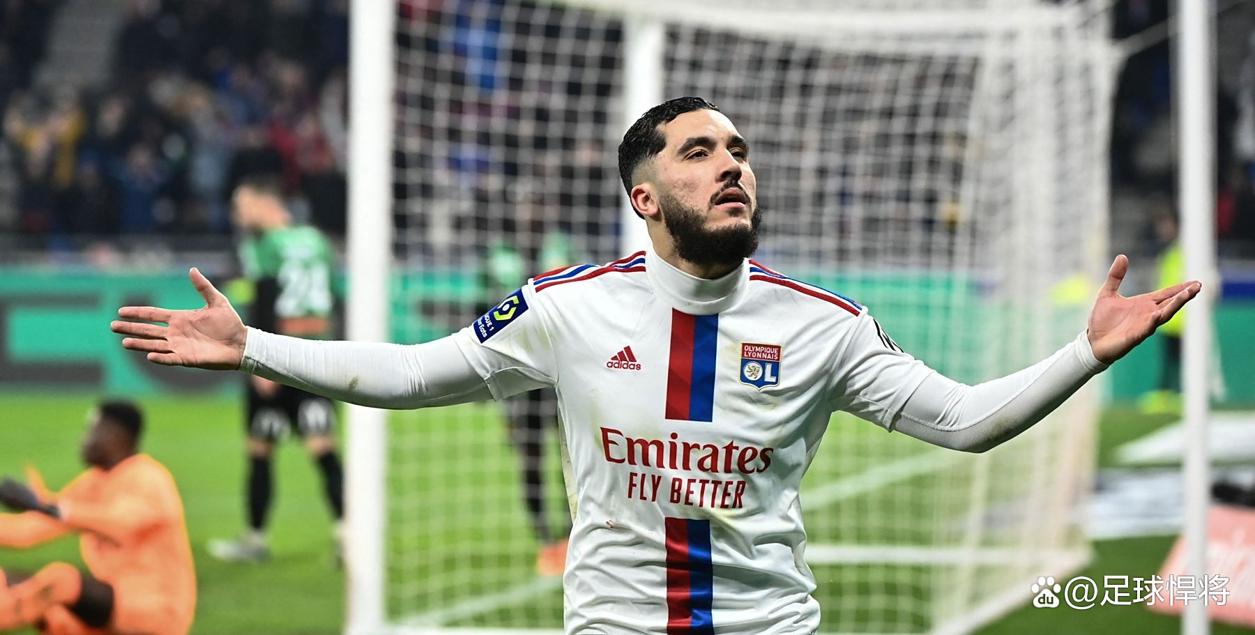 关于里昂主帅揭秘球队备战秘密武器的信息 关于里昂主帅揭秘球队备战秘密武器的信息