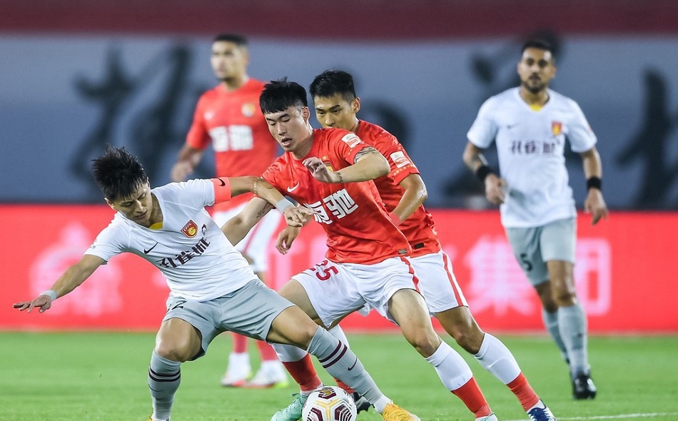 战术调整成功,球队精神面貌焕然一新 战术调整成功,球队精神面貌焕然一新