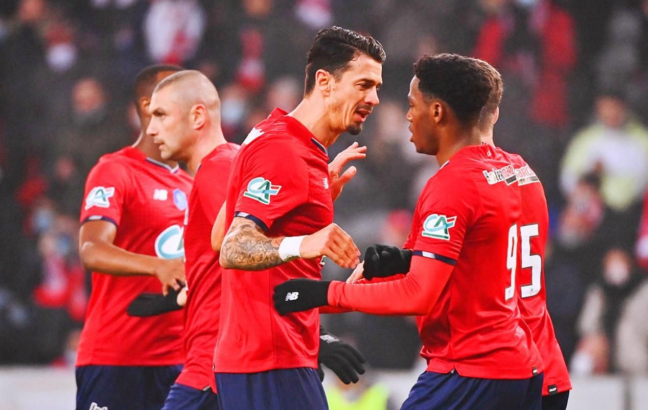 包含波尔多主场大捷:击败里尔,积分榜前进的词条 包含波尔多主场大捷:击败里尔,积分榜前进的词条