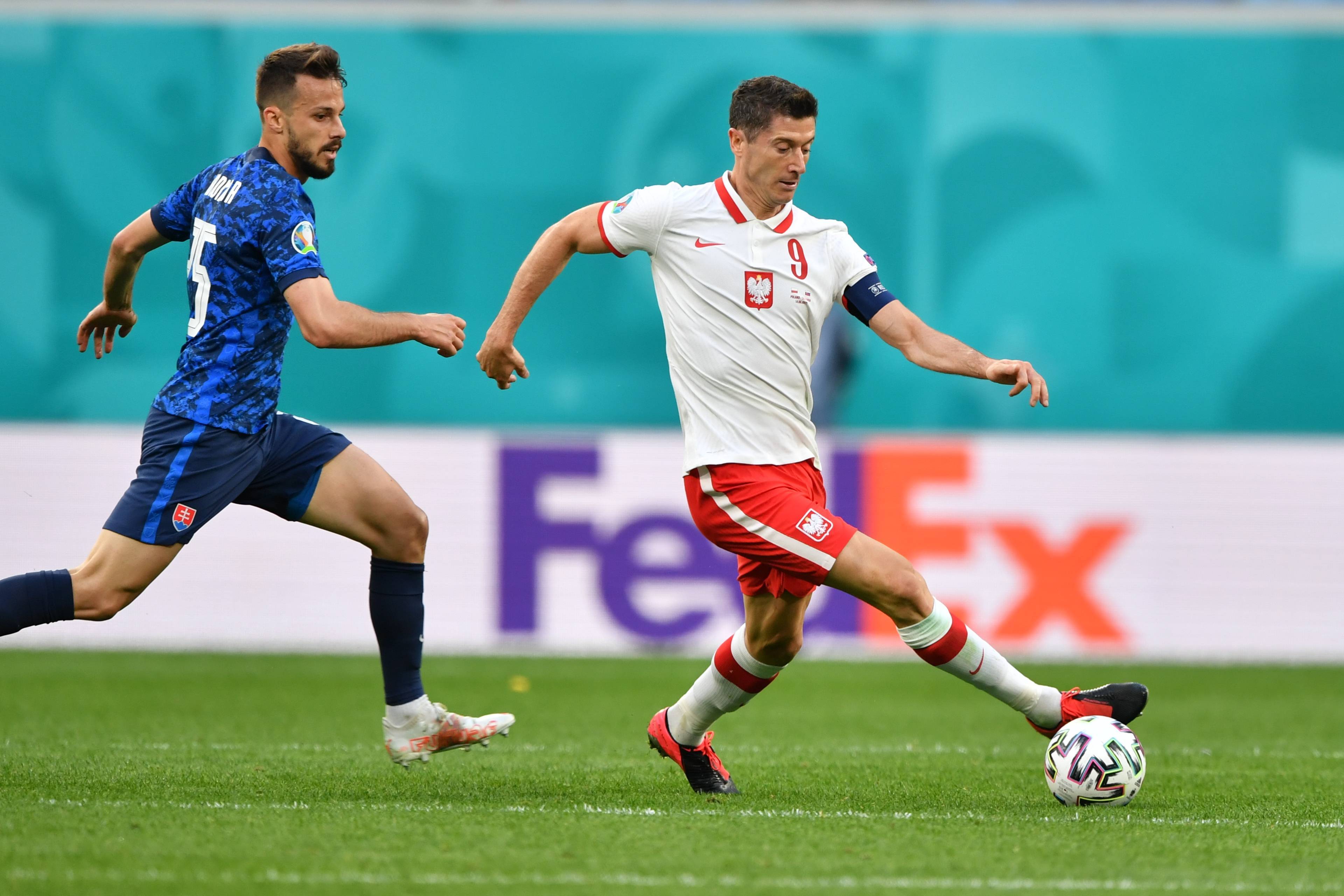 包含英格兰主场大胜波兰，实力碾压晋级欧锦赛！的词条