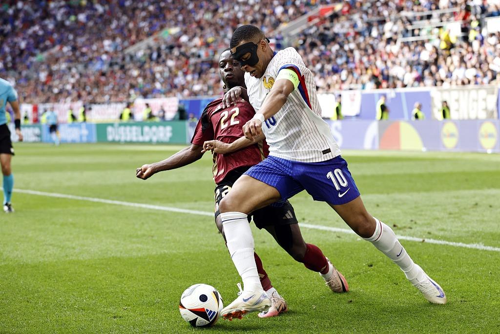 法国队在欧洲杯半决赛中战胜比利时晋级决赛