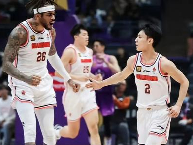 瑞士队与比利时队展开激烈争夺,争夺晋级权 瑞士队与比利时队展开激烈争夺,争夺晋级权