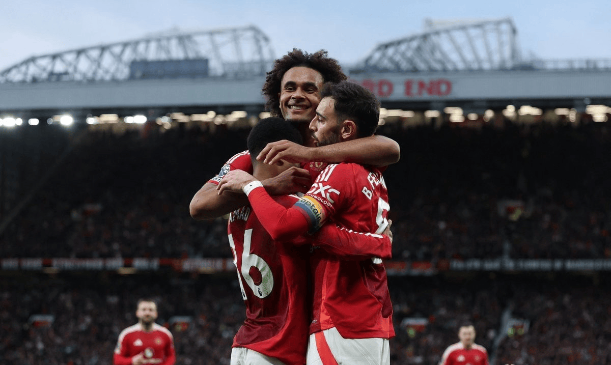 开云体育官方网站-曼联客场击败埃弗顿，英超前四形势日益稳固！的简单介绍