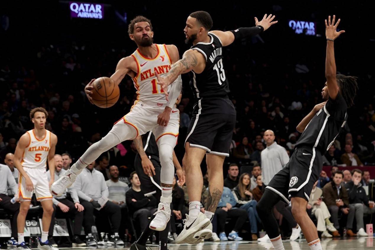 关于老鹰队凭经验取胜成功利用对手破绽的信息 关于老鹰队凭经验取胜成功利用对手破绽的信息