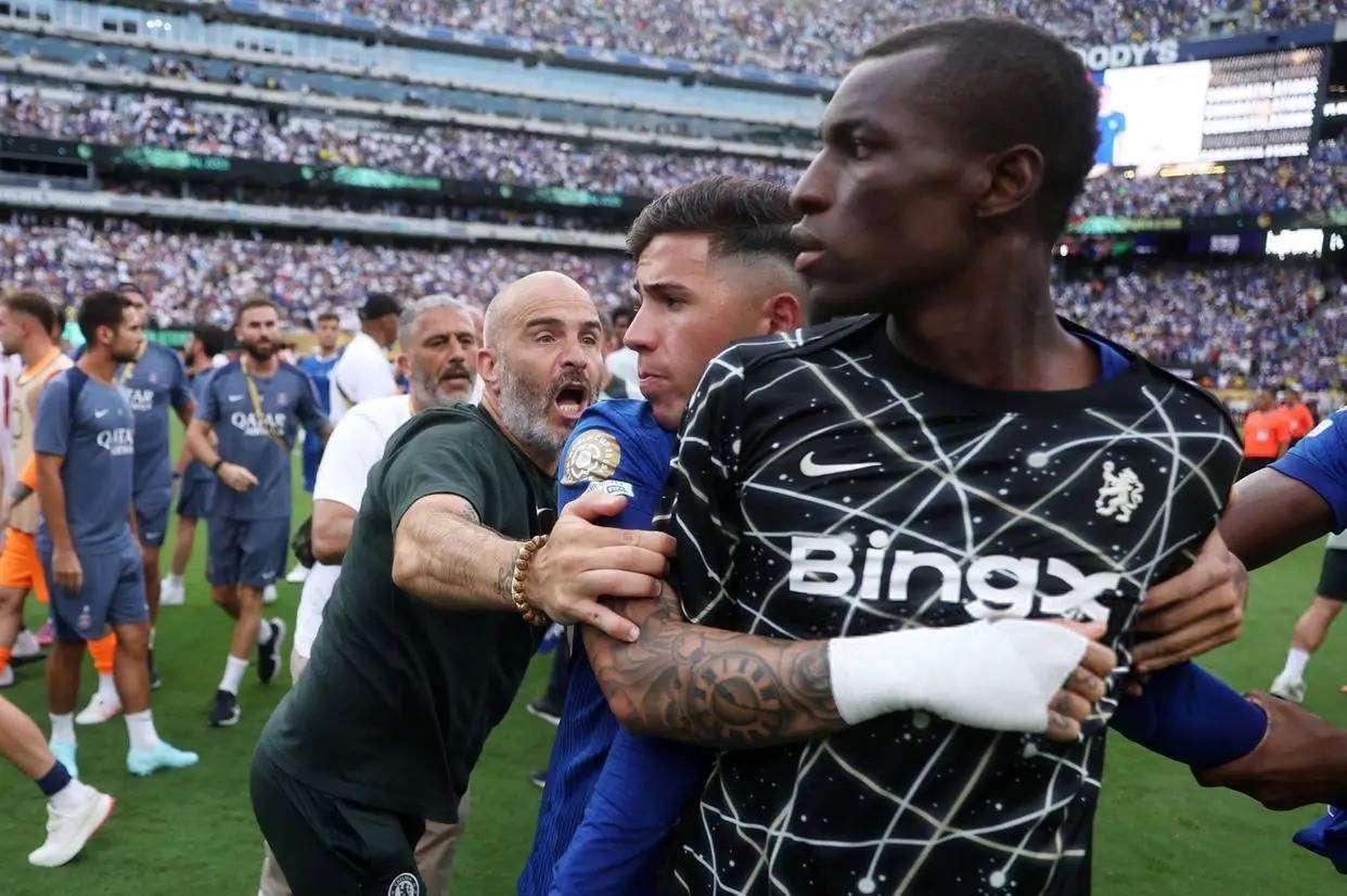 切尔西全面压制,欧冠四强实力彰显 切尔西全面压制,欧冠四强实力彰显